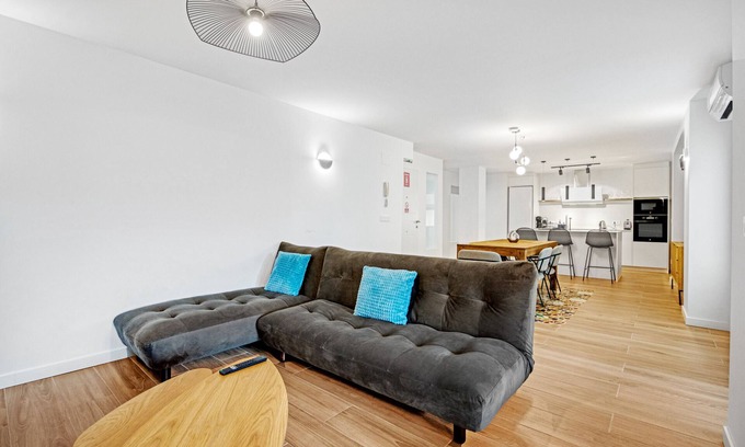 Gandia Apartment | Explore Oceanfront Apartment "La Iaia Maria Gandia" with Wi-Fi