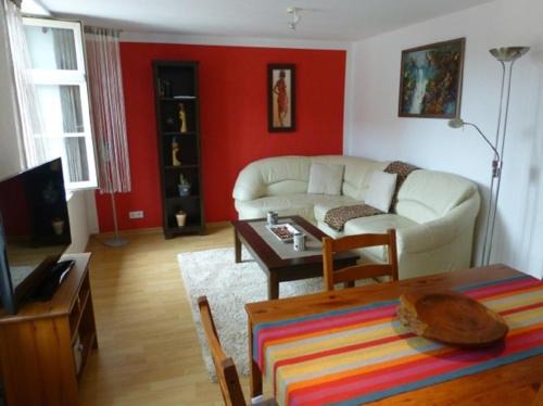Altstadt Apartment | Beachfront Apartment La Rosa in Konstanz - Rated 9.5/10