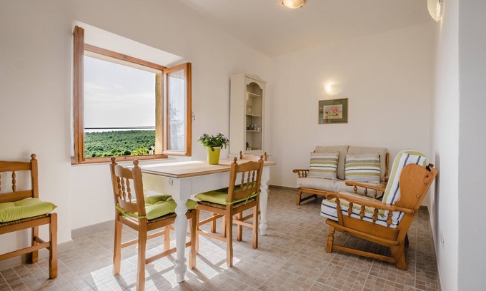 Poderetto Apartment | Explore Apartment "La Sosta del Pellegrino" with Garden & Wi-Fi