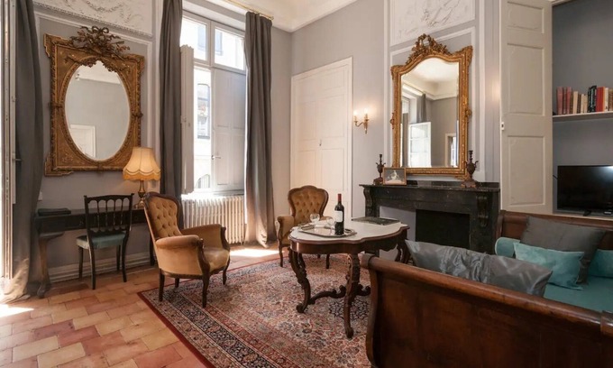 Bastide Saint-Louis Apartment | Inviting 'La Suite Barbes' with Balcony & Wi-Fi Access