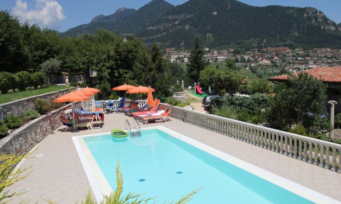 Voiandes Apartment | Pet-Friendly Apartment La Tartufaia-6 with Pool Access