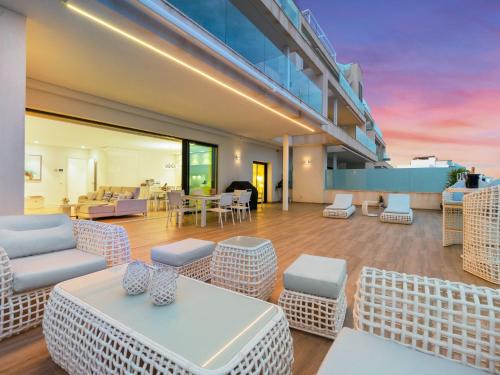 Lo Rufete Apartment | Discover Comfort at Las Colinas Golf & Country Club