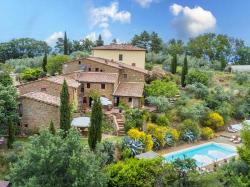 Moncioni Apartment | Inviting Apartment Lavanda: Pet-Friendly with a Pool