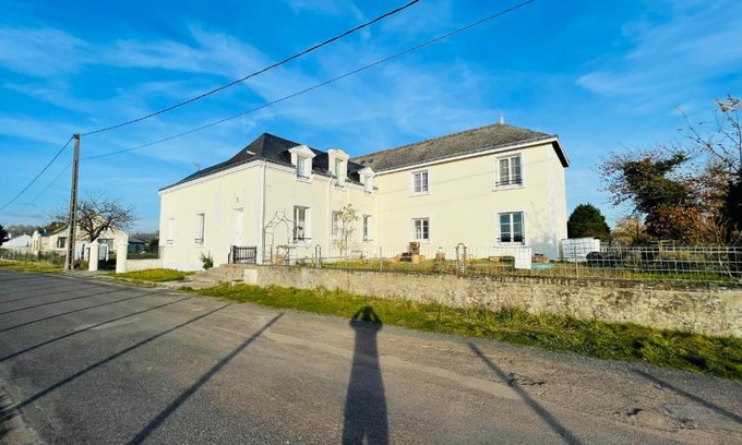 Noizay Apartment | Explore Touraine from Apartment "Le Briand" - Family-Friendly Stay