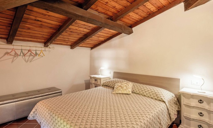 Casone Carpinelli Apartment | Apartment 'Le Due Cime' with Shared Garden and Wi-Fi