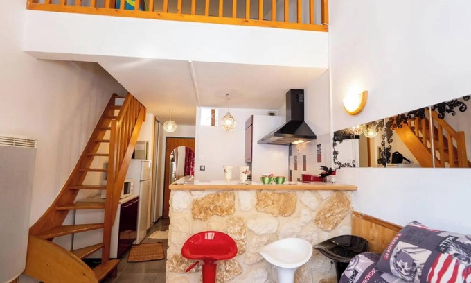 Valfrejus Apartment | Apartment 'Le Thabor' with Mountain View and Balcony