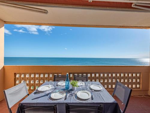 Le Barcares Apartment | Oceanfront Comfort at Apartment Les Argonautes-6 by Interhome