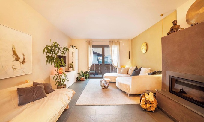 Naturno Apartment | Cozy Apartment 'Lieblingsplatzl' with Balcony & Wi-Fi