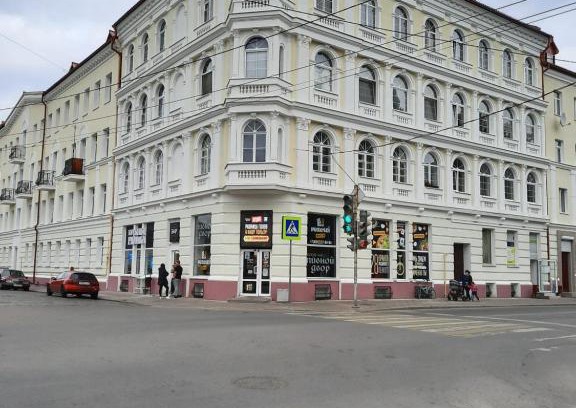 Kaliningrad Apartment | Comfortable Apartment-Like Home at Frunze with Breakfast