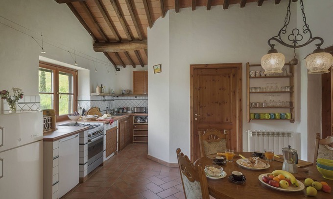 Scansano Apartment | Pet-Friendly "Lo Zoppo" with Pool and Ocean Views