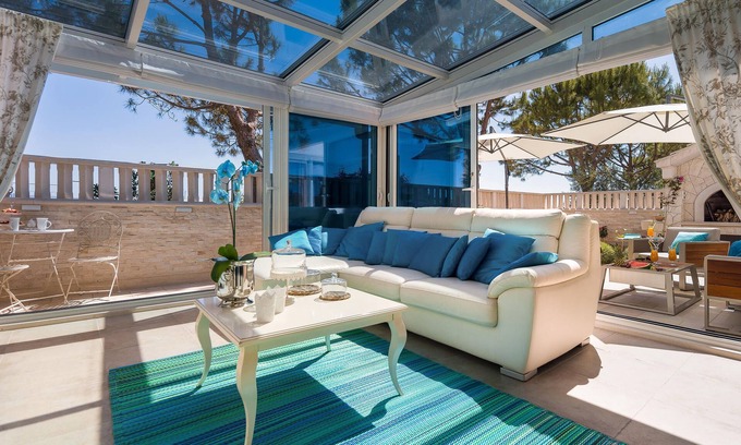 Znjan Apartment | Apartment Loreta: Ocean View Retreat with Garden Access