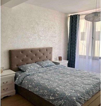 Ramnicu Valcea Apartment | Elegant Child-Friendly Apartment Rated 9.9/10 by Guests