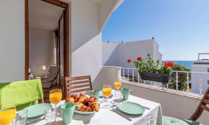 Altea Apartment | Sea View Apartment 'Luz de Altea' with Pool and Balcony