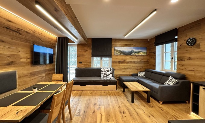 Pec pod Snezkou Apartment | Apartment Máj by Interhome
