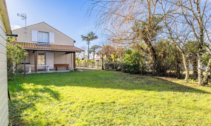 La Bernerie-en-Retz House | Apartment 'M 9964' with Private Garden