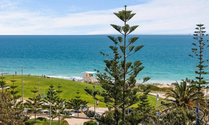 Scarborough Apartment | Experience Apartment M307: Iconic Views & Premier Amenities