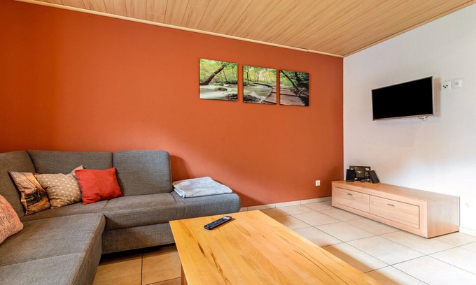 Schuttertal Apartment | Inviting Apartment 'Maisonette' with Private Terrace & Garden