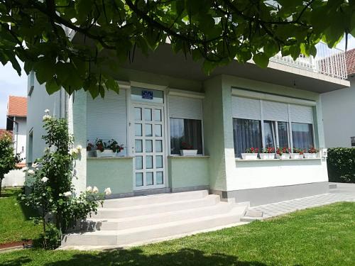 Slavonski Brod Apartment | Perfect Stay at Apartment Marija - 10/10 Guest Rated!