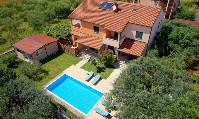 Umag Apartment | Premier Apartment Maritea: 3-Bedroom with Pool & Ocean View