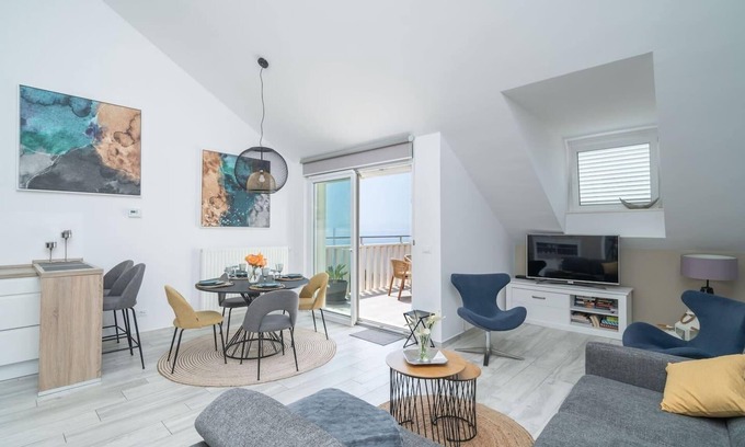 Gorica Apartment | Apartment Marlo: Scenic Sea View in Dubrovnik Awaits