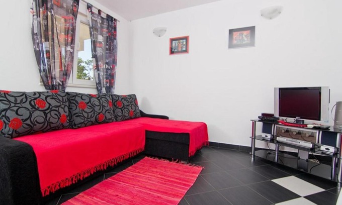 Marusici Apartment | Guest Rated 10/10: Apartment Maya 1 - Child Friendly Escape