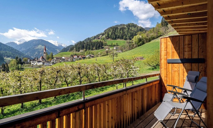 San Pancrazio Apartment | Mountain View Apartment 'Mayrhof' with Balcony & Spa