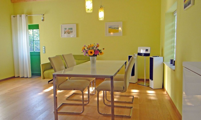 Schmatzin Apartment | Cozy "Meaningful Joy" Apartment Near Baltic Sea Attractions