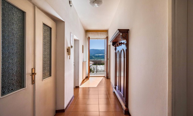 Tassullo Apartment | Cozy Apartment 'Melax' with Mountain View and Private Garden
