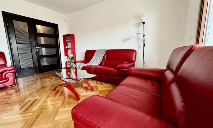 Rozino Apartment | Trendy Apartment MERCURY with Hot Tub & Guest Rated 9.8