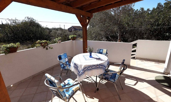 Drvenik Mali Apartment | Top-Rated Apartment Meri: Ocean View Two Bedroom Retreat