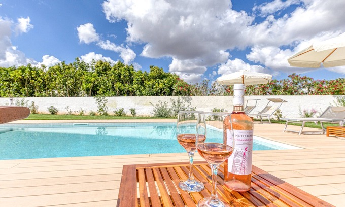 Taurisano House | Comfortable 'Mistral' Apartment with Pool and Wi-Fi Access