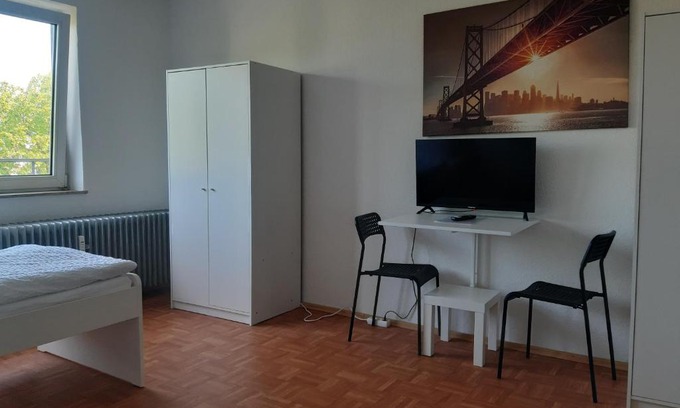 Luenen Apartment | Comfortable Apartment with Balcony in Lünen Awaits You