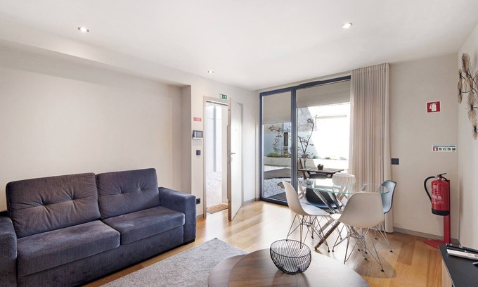 Aveiro Apartment | Top-Rated Morgado Granja Luxury Suites with Private Garden