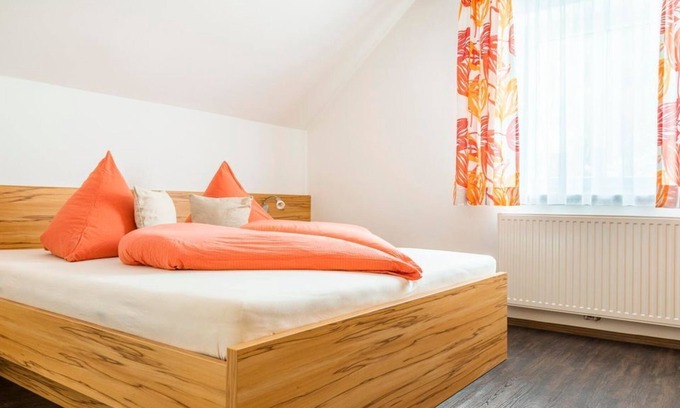 Goeriach Other | Family-Friendly Apartment with Mountain View - Schlickenhof