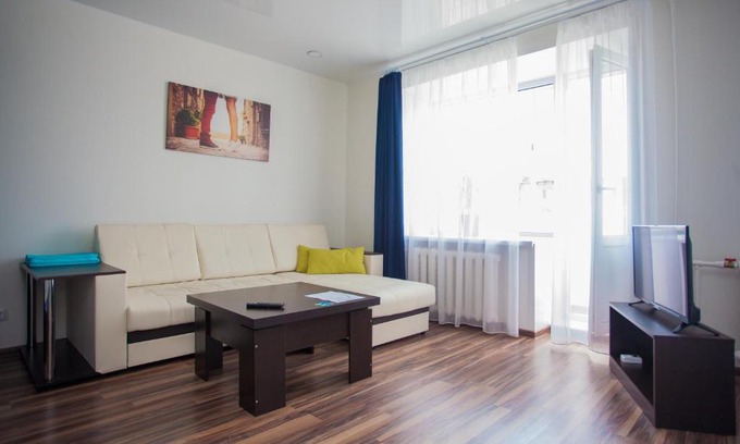 Vologda Apartment | Pet-Friendly Retreat on Gertsena Street with Breakfast Included