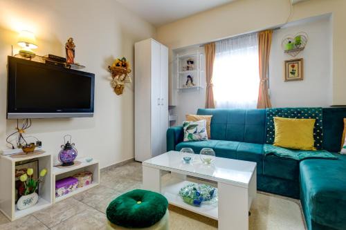 Podmaine Apartment | Cozy Apartment Natasha: Highly Rated & Child-Friendly Stay