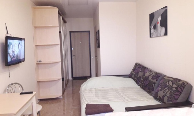 Dzerzhyns'kyi District Apartment | Cozy Apartment Near Alekseevskaya - Guest Rated 9/10