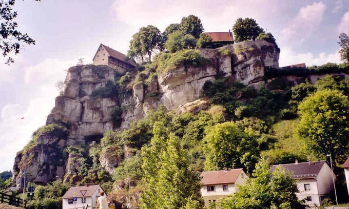 Plankenfels House | Forest Retreat: Family-Friendly Apartment in Plankenstein