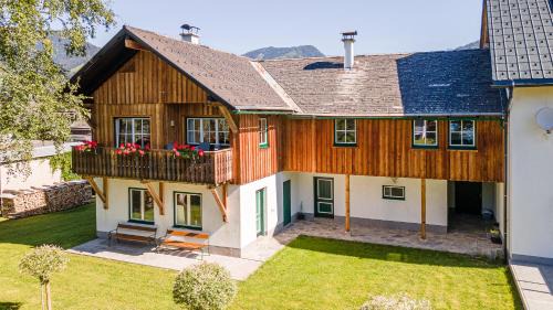 Bad Mitterndorf Apartment | Oceanfront Apartment Neuper: Guest Rated 9.8/10