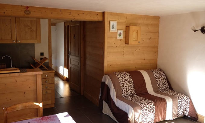 Bozel Apartment | Discover Cozy Garden Apartment in Bozel - Rated 9.4/10
