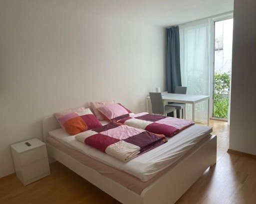 Neubau Apartment | Cozy Apartment Steps from Mariahilferstr - Pet Friendly
