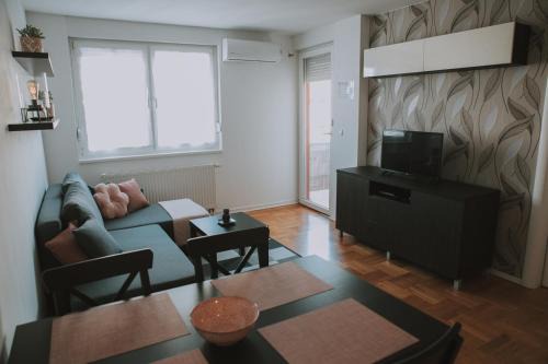 Novi Zagreb Apartment | Guest Rated 9.8: Family-Friendly Apartment Nika, Arena Zagreb