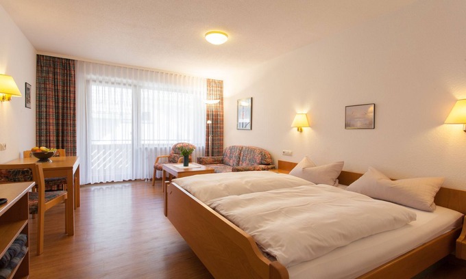 Simonswald Apartment | Guest Rated 10/10: Rustic Apartment with Spa and Breakfast