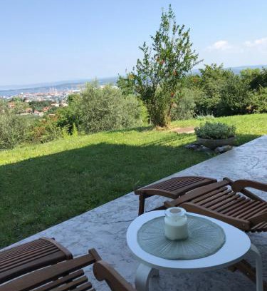 Kampel Apartment | Explore Apartment Nona Ervina - Guest Rated 9.8/10