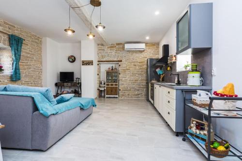 Benkovac Apartment | Discover Apartment Nostalgija: Guest Rated 9.8 with Ocean Views
