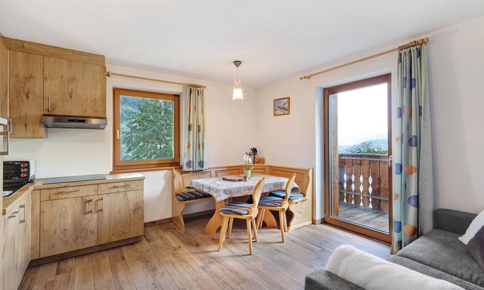 Vallarga Apartment | Scenic Apartment "Oberhof Lärchenwald" with Balcony & Wi-Fi