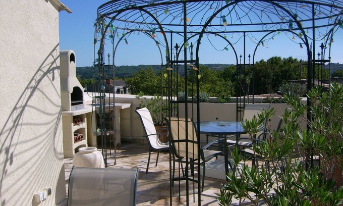 Pezenas Apartment | Charming Apartment with Private Terrace in Historic Pézenas