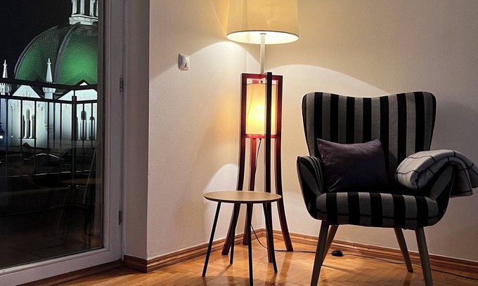 Old Town Apartment | Top-Rated Apartment of Fine Arts with Breakfast Included