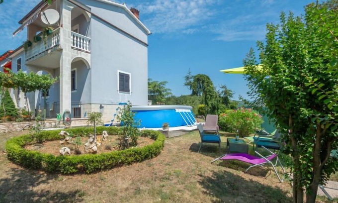 Pican Apartment | Oceanfront Apartment Olivia by Interhome - Rated 9.8/10
