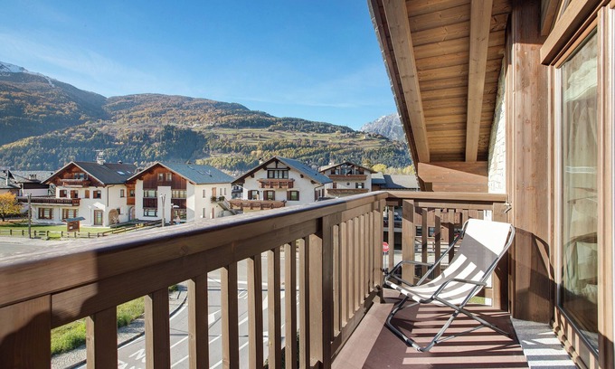 Bormio Apartment | Cozy Olympic Chalet 12/13: Balconies, Wi-Fi & More
